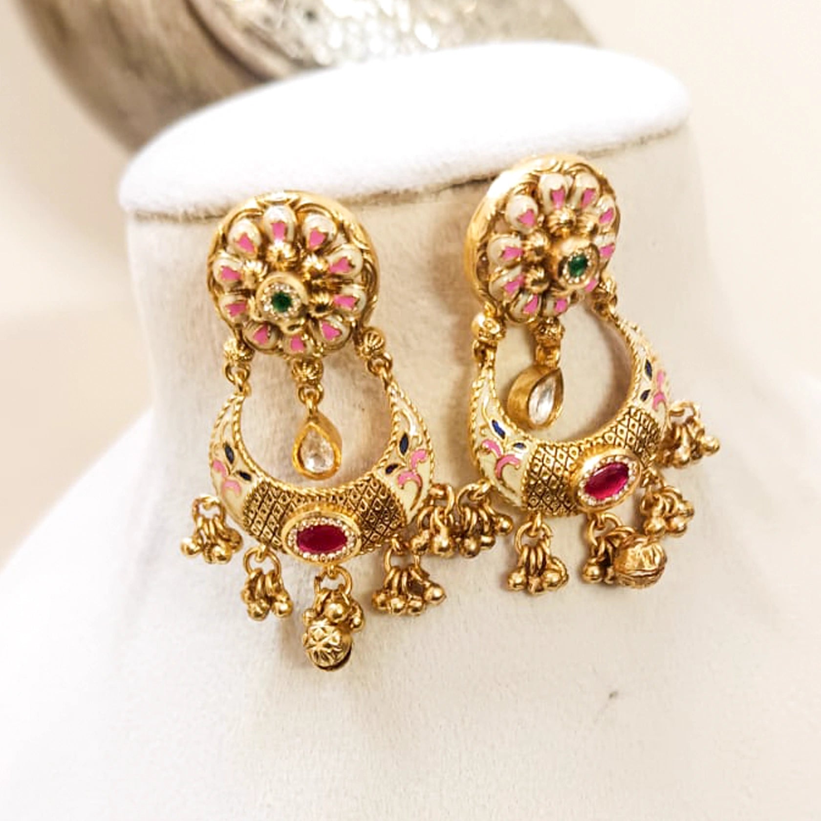 Antique-Gold-Polki-Chandbali-1