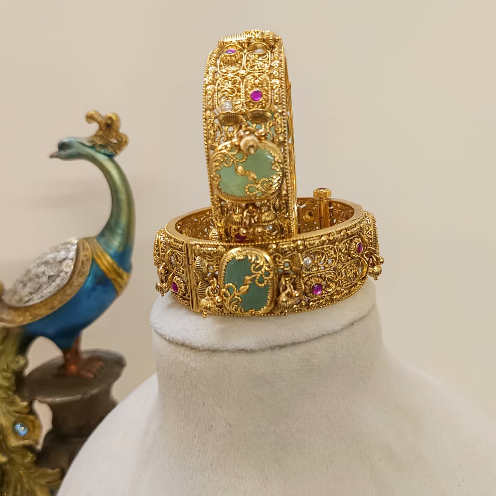 Antique-Gold-Rajwada-Kada