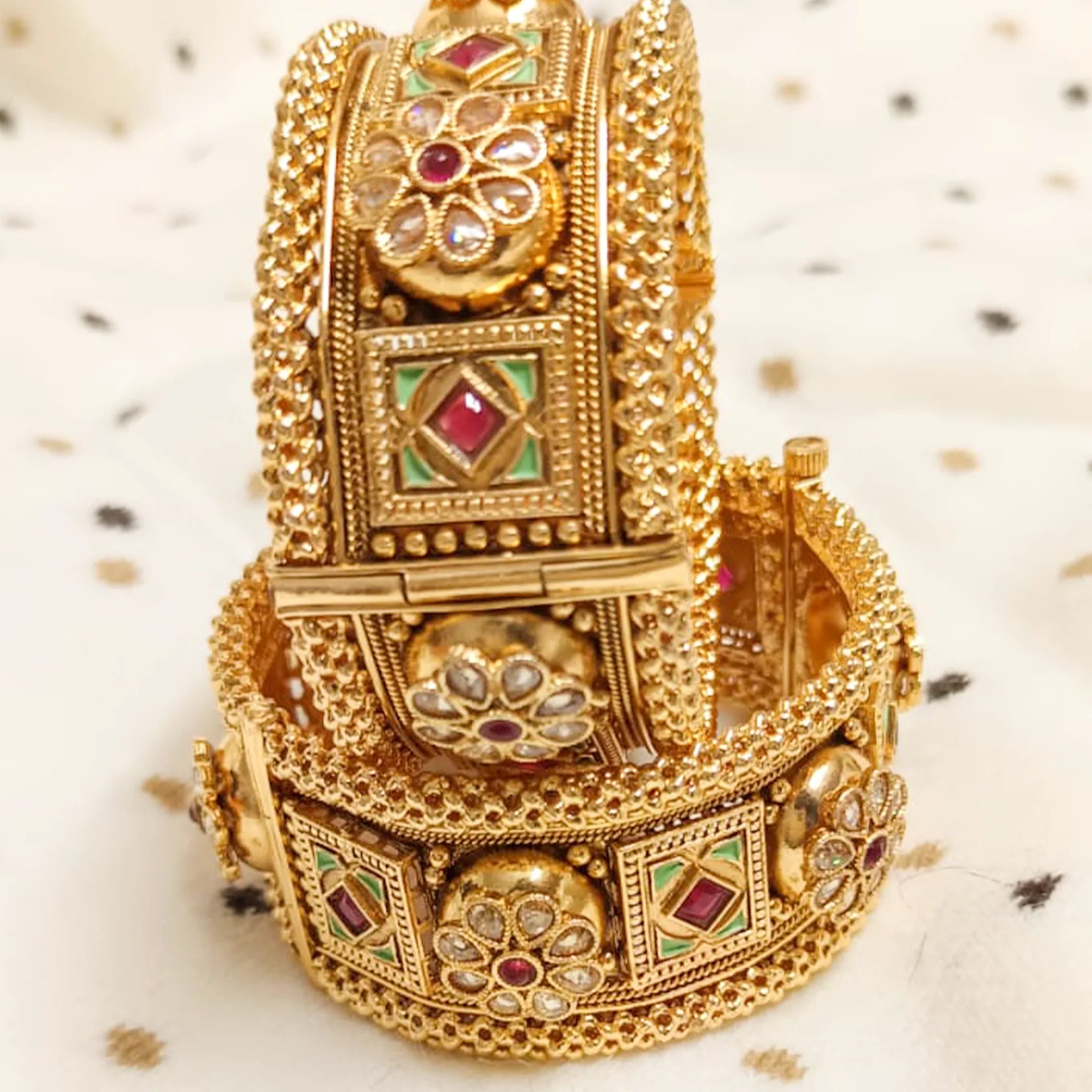 Real-Gold-Look-Antique-Polish-Polki-Adjustable-Kangan