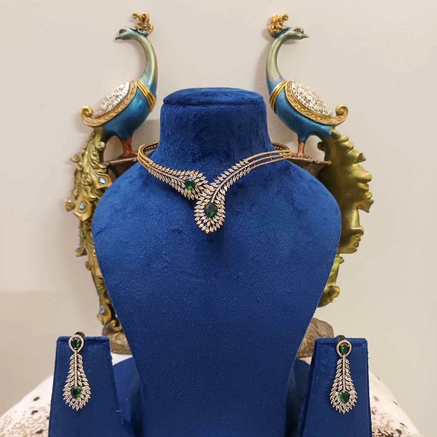 Antique-Mehndi-Polish-Hasli-Necklace-With-Green-Stone-Real-Look-Finish