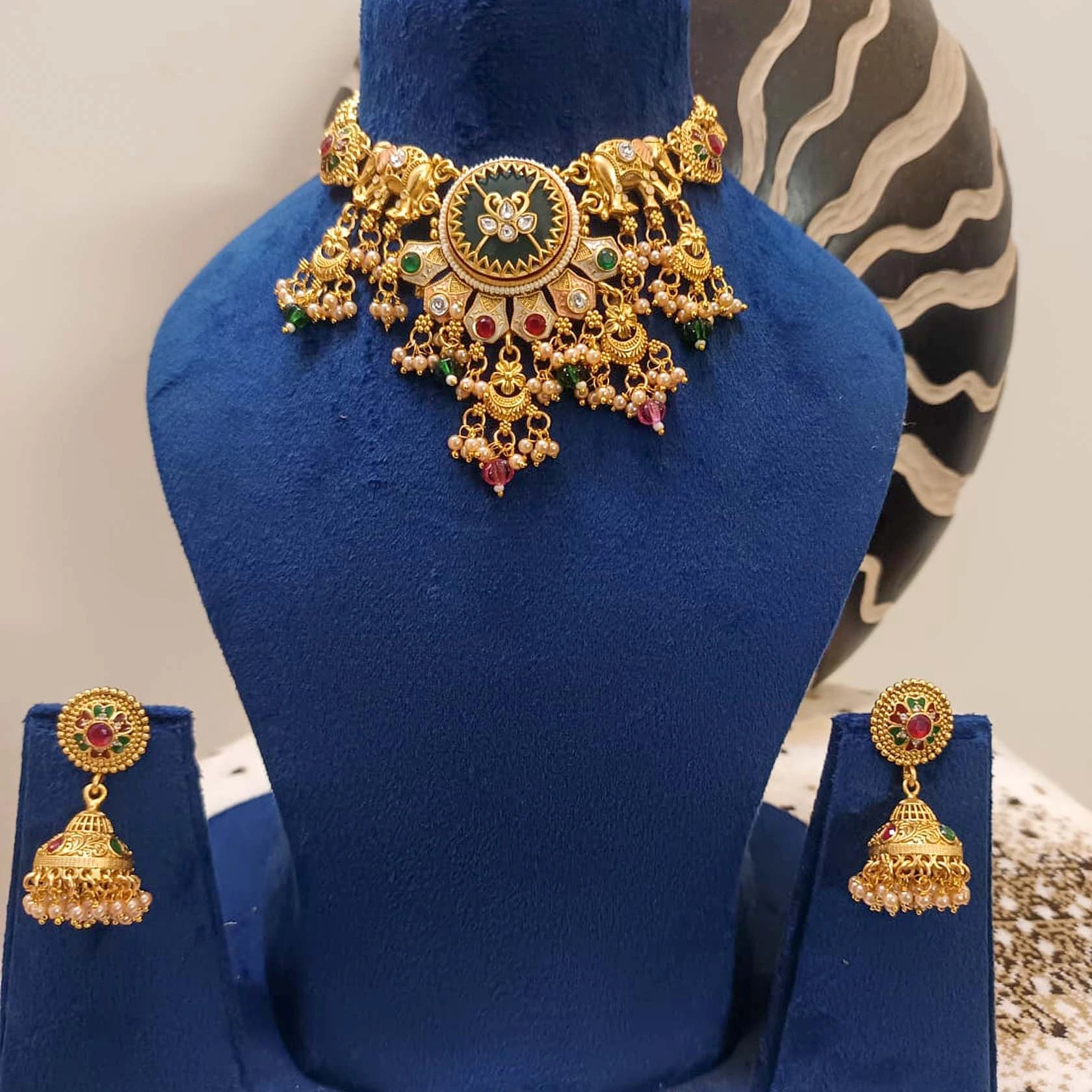 Rajwada-Real-Look-Necklace-Set-With-Jhumki-Earrings-Gold-Polish