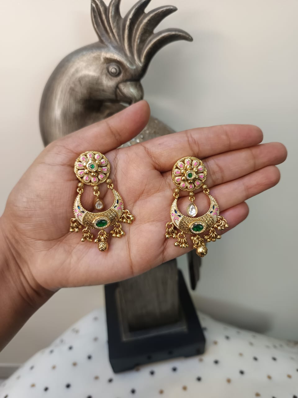 Antique-Gold-Polki-Chandbali