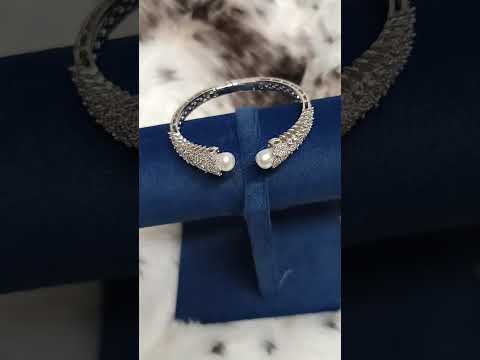 Silver-Alloy-Adjustable-Ad-Bracelet-With-Pearl