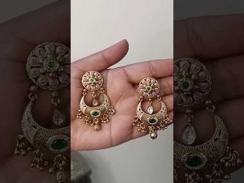 Antique-Gold-Polki-Chandbali